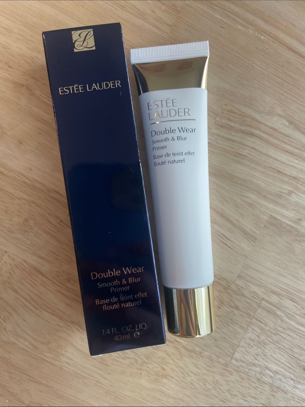 Estee Lauder Double Wear Smooth & Blur Primer - White & Gold Trim